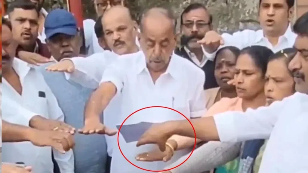 అయన ఓ మున్సిపల్ కౌన్సిలర్ బుద్ధి మాత్రం దొంగ..ఇదిగో వీడియో