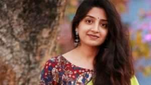 ఏపీ రాజకీయాలపై పూనమ్ సంచలన వ్యాఖ్యలు