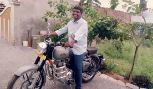 అమెరికా దుండగుల కాల్పుల్లో తెలుగు విద్యార్థి మృతి