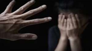 MMTS రైలులో అత్యాచారయత్నం