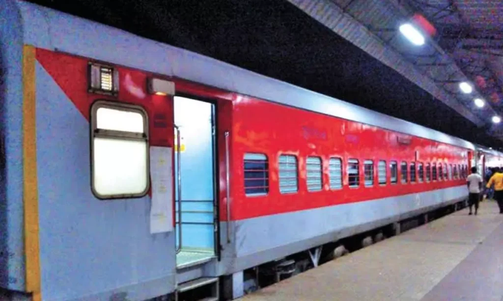 Indian Railways: టికెట్ బుకింగ్‌లో భారతీయ రైల్వే కొత్త రూల్స్..
