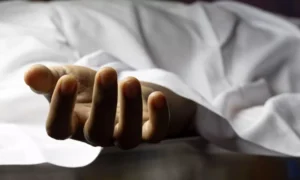 వాటర్ ట్యాంక్ కూలిపోవడంతో ఇద్దరు విద్యార్థులు మృతి