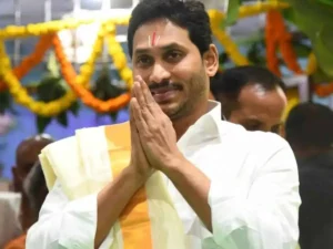 తెలుగువారందికీ ఉగాది శుభాకాంక్షలు :జగన్