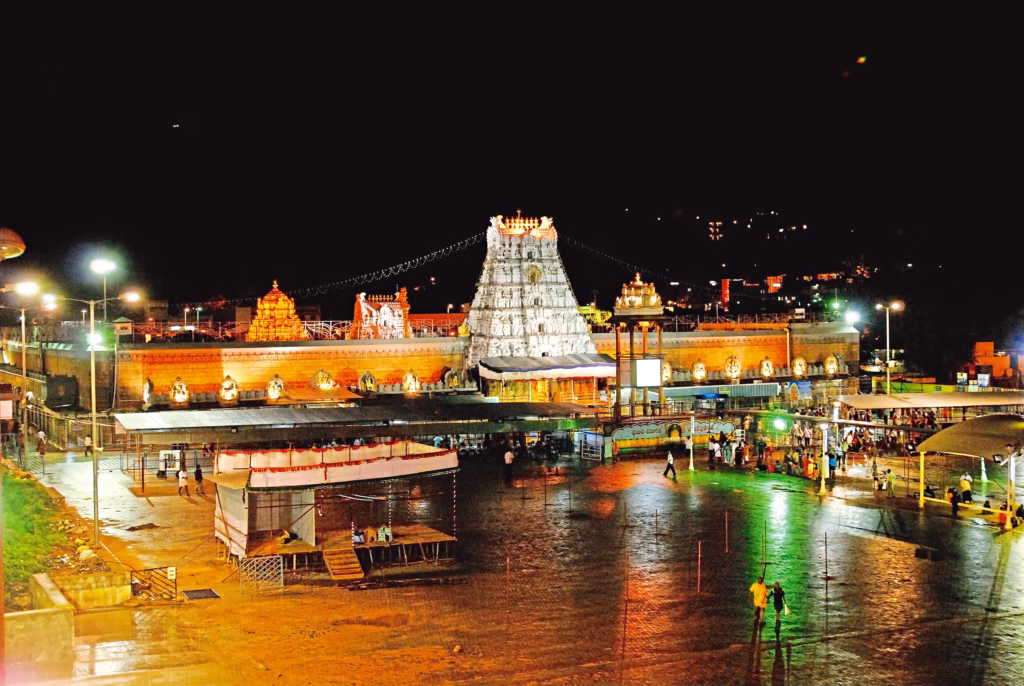 టికెట్ ఉంటేనే వీఐపీలకు గదుల కేటాయింపు