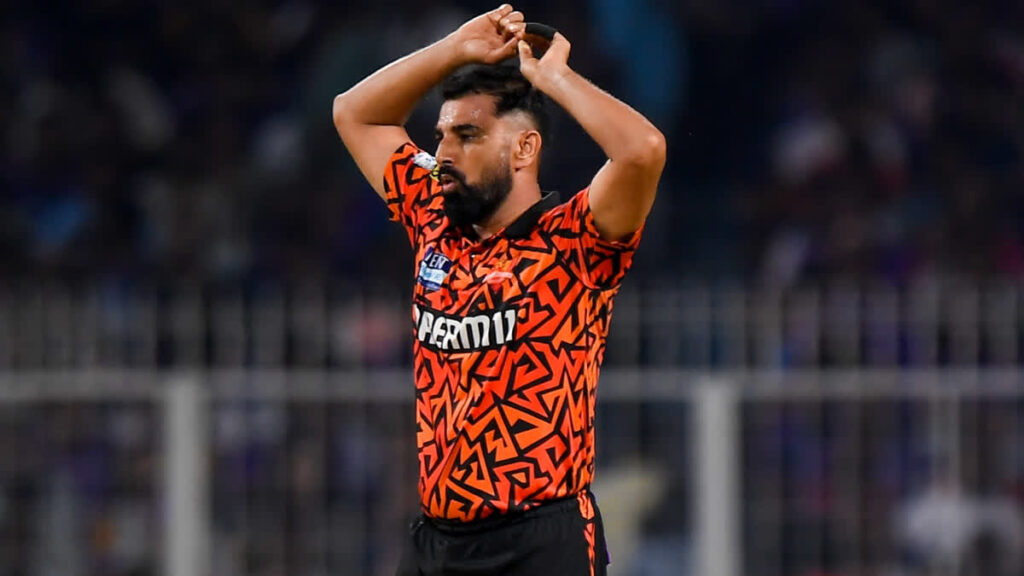 SRH: పేలవ ప్రదర్శన కారణంగా షమీ, ఇషాన్ కిషన్‌ పై ఎస్ఆర్ హెచ్ వేటు!