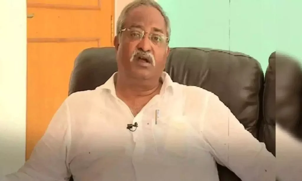 ABV: రాజకీయాల్లోకి వస్తున్న ఏబీవీ..వెనుకుండి నడిపిస్తున్న వారెవరు?