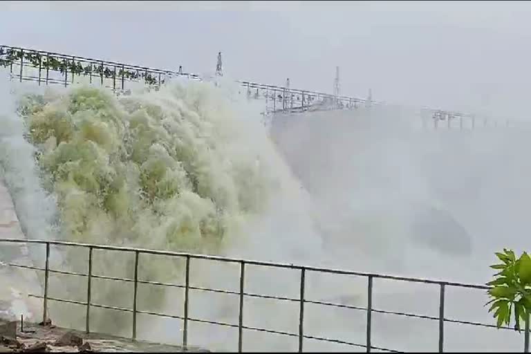 Seethammasagar :ప్రాజెక్టు భూసేకరణలో కోర్టు తీర్పు సమస్యలు