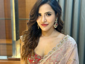 ఓటీటీలోకి వచ్చిన అషురెడ్డి సిరీస్