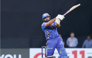 రోహిత్ సిక్సర్ తో బాదుడు..