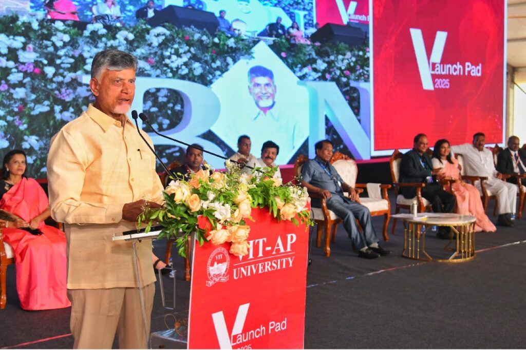 Chandrababu Naidu : అమరావతి విట్ వర్సిటీ ‘వి లాంచ్‌పాడ్ 2025’లో సీఎం చంద్రబాబు