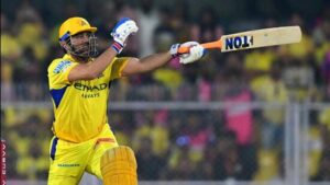 ధోని జట్టు వ్యూహాలపై స్పందించిన మనోజ్ తివారీ