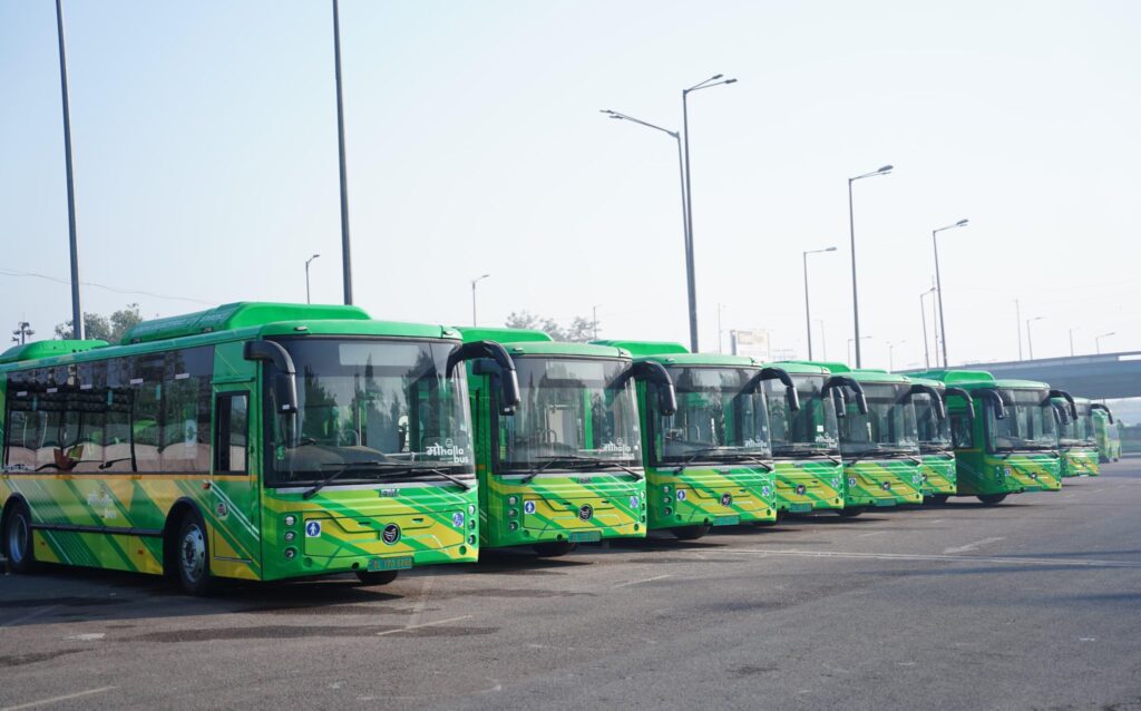 Electric Buses : ఢిల్లీ లో ‘దేవి’ ఎలక్ట్రిక్ బస్సులు ప్రారంభానికి సిద్ధం!