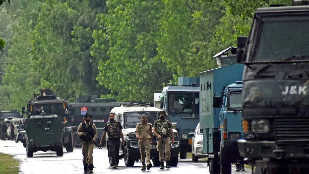 Encounter : మరోసారి జమ్ము కశ్మీర్‌లో ఎన్‌కౌంటర్‌.. జవాన్ మృతి