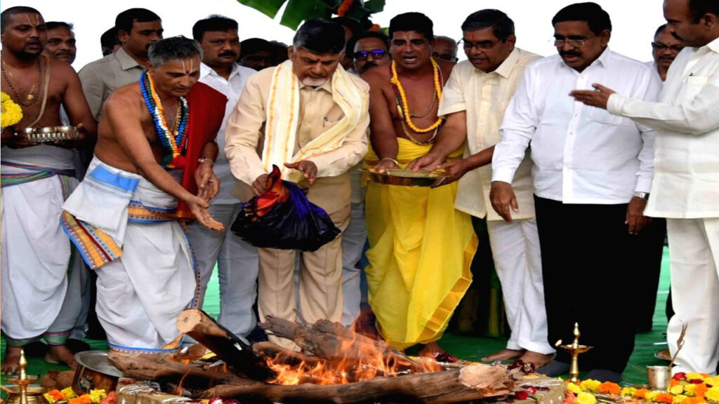 CM Chandrababu : అమరావతిలో రేపు సీఎం చంద్రబాబు ఇంటికి శంకుస్థాపన