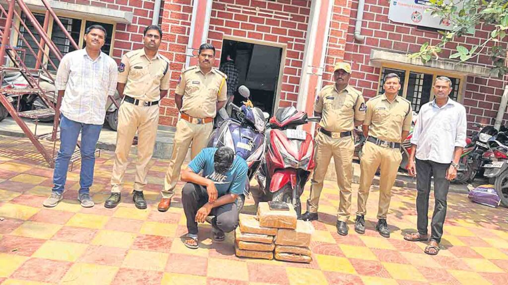 26.7 Kg : గంజాయి పట్టివేత ఎస్టిఎఫ్ బృందం ఘన విజయం