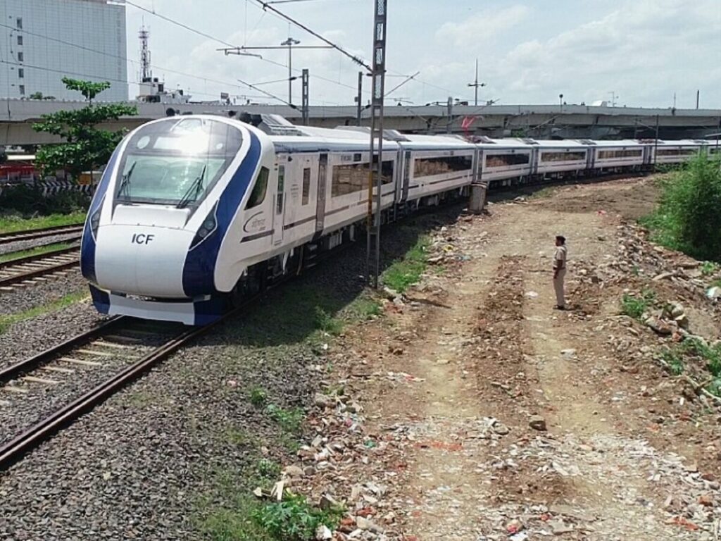 Telanagana:దశల వారీగా వందే భారత్ రైళ్లకు కసరత్తు