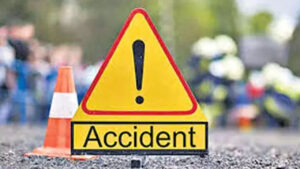 ఘోర రోడ్డు ప్రమాదం.. హంద్రీనీవా డిప్యూటీ కలెక్టర్‌ మృతి