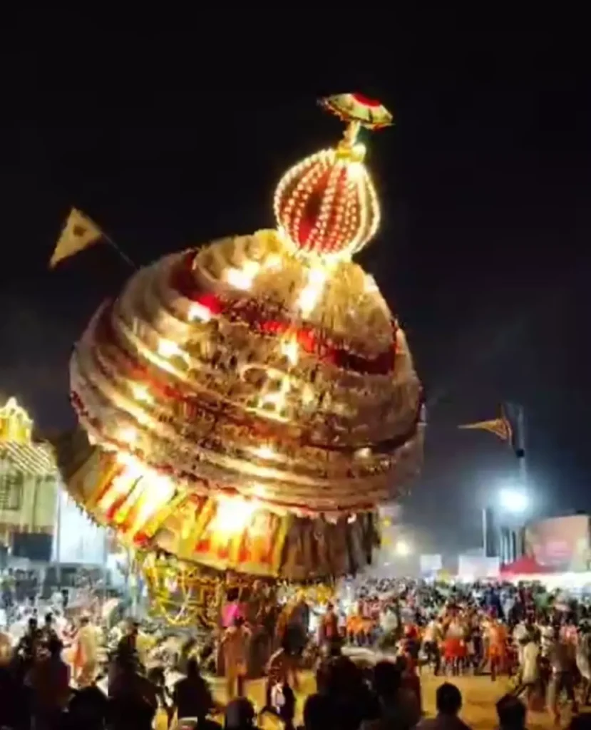 Mangaluru దుర్గాపరమేశ్వరి ఆలయం వార్షిక రథోత్సవంలో కుప్పకూలిన బ్రహ్మరథం