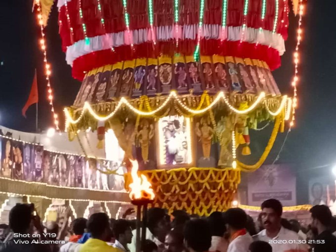 Mangaluru : దుర్గాపరమేశ్వరి ఆలయంలోవార్షిక రథోత్సవంలో కుప్పకూలిన బ్రహ్మరథం