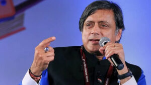 పాక్‌పై సైనిక చర్య తప్పద్దు : శశి థరూర్