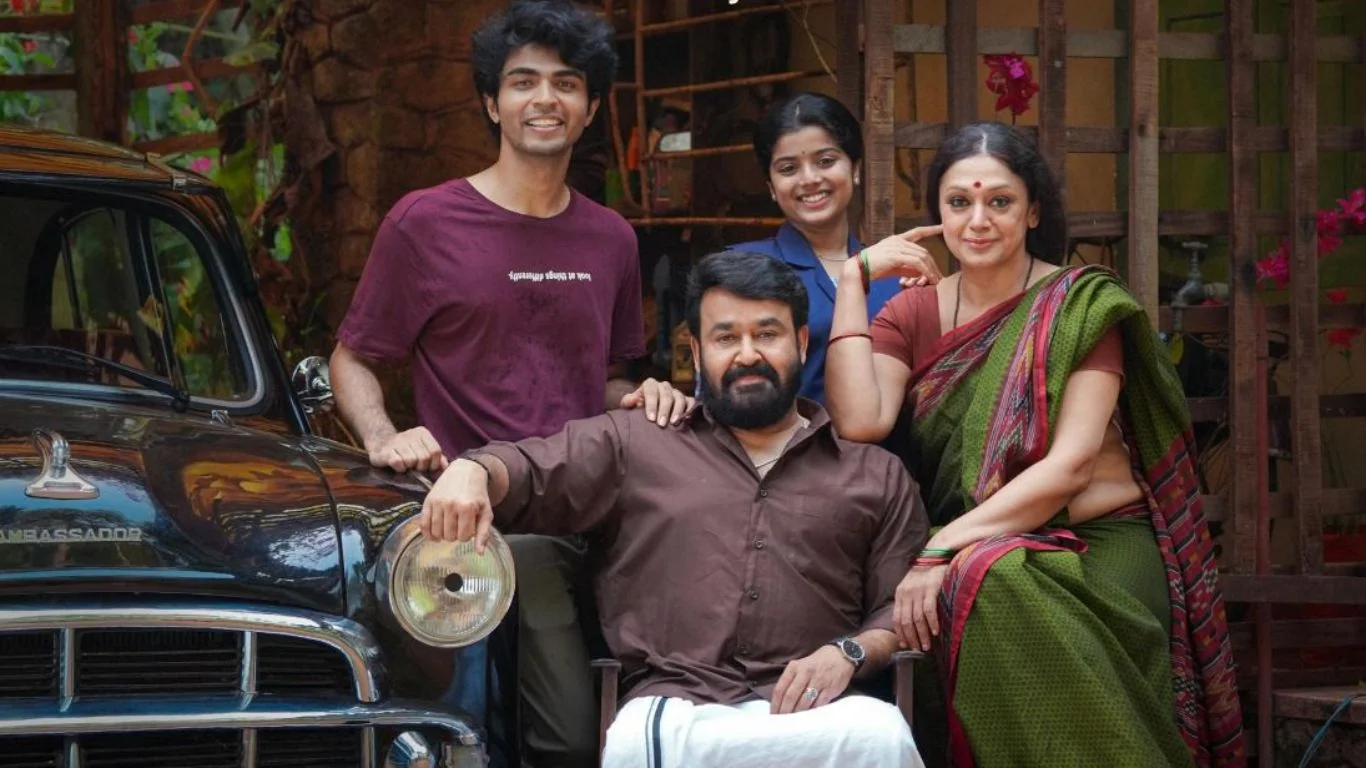 ‘తుడరుమ్’ చిత్రం రికార్డు స్థాయిలో కలెక్షన్స్