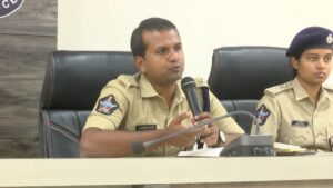 పవన్ కల్యాణ్ కుమారుడిపై అసభ్య పోస్టులు: యువకుడు అరెస్ట్