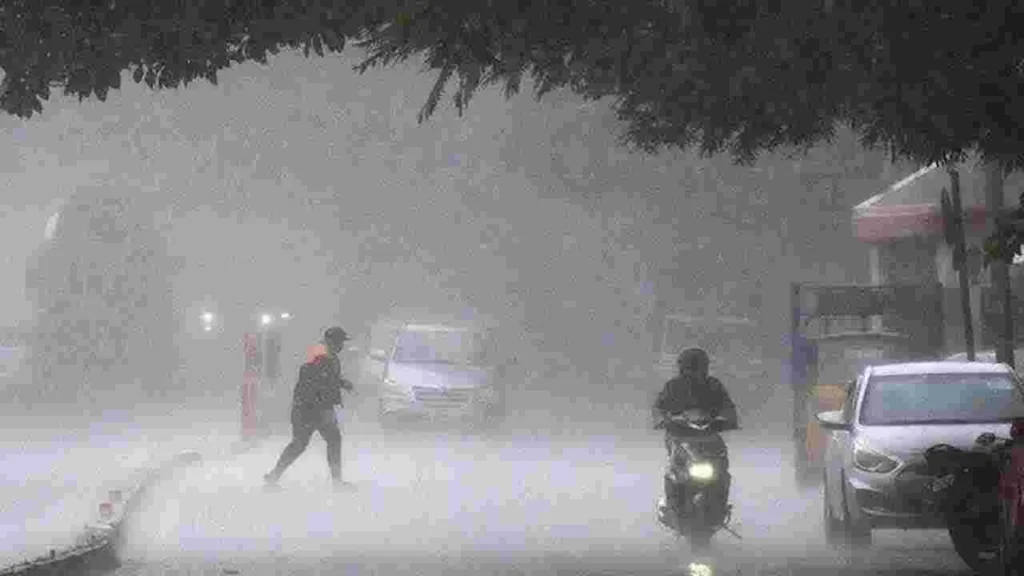 Rain: రానున్న 3 రోజుల్లో ఆంధ్రాకి వర్ష సూచన