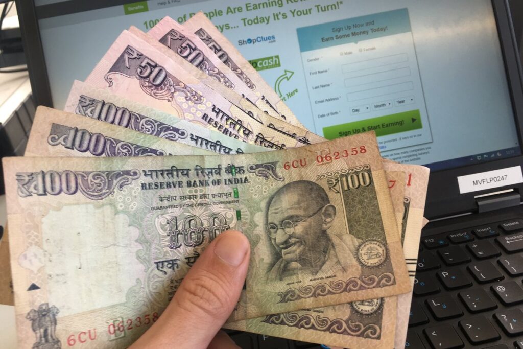 Sabra : రూ.4 కోట్లకు పైగా ఆదాయం ఐటీ శాఖ నోటీసులు