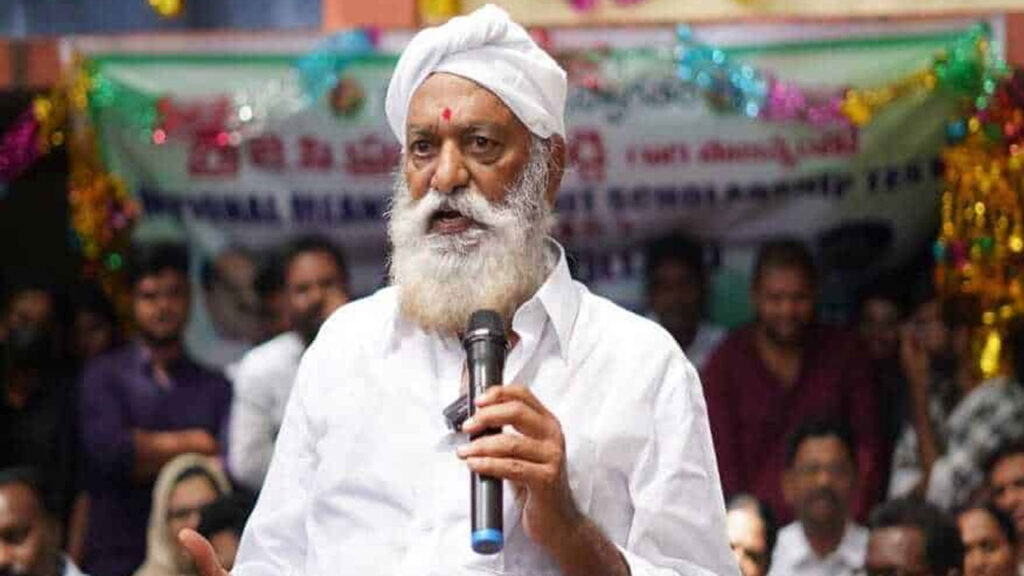 TDP Leader ప్రైవేట్ బస్ ఓనర్ల పై జేసీ ప్రభాకర్ రెడ్డి ఆగ్రహం