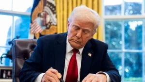 సినిమాలపై 100 శాతం టారిఫ్‌ను విధించిన ట్రంప్!