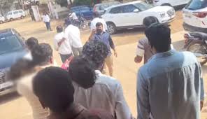 Tanmayashri కారు డోర్లు లాక్ పడి చిన్నారులు మృతి