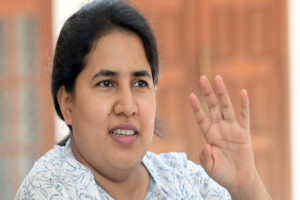 కేర‌ళ సీఎం కుమార్తెపై విచార‌ణ‌కు కేంద్రం అనుమ‌తి