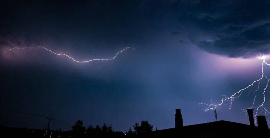 Weather Alert: తెలుగు రాష్ట్రాల్లో మరో ఐదు రోజుల వరకు వర్ష సూచనలు