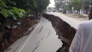 పాకిస్తాన్‌లో భారీ భూకంపం..రిక్టర్ స్కేలుపై 5.8గా రికార్డు