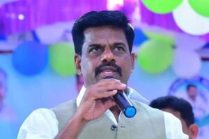 వైసీపీ మాజీ ఎంపీ అరెస్టు