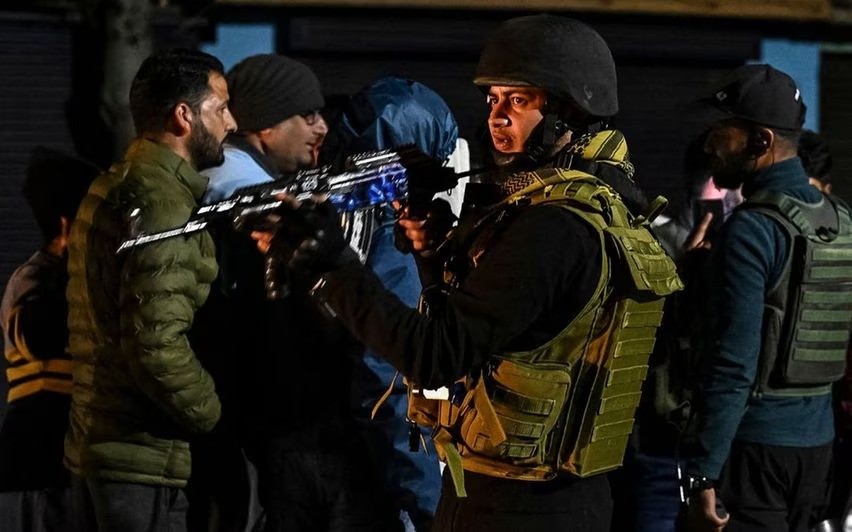 Pahalgam Attack: పహల్గాం దాడిలో తృటిలో బయటపడ్డ జడ్జిలు, ఎమ్మెల్యేలు