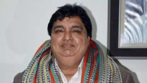 పాకిస్థాన్‌లో హిందూ మంత్రిపై టమాటాలతో దాడి