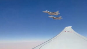 మోదీ విమానానికి సౌదీ జెట్ ఫైటర్స్ ఎస్కార్ట్ తో అరుదైన స్వాగతం