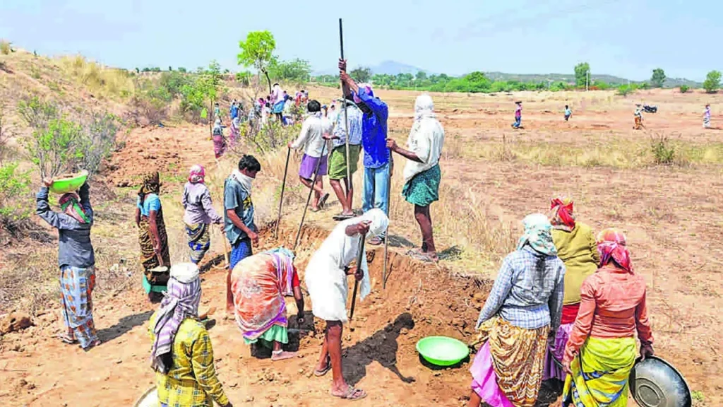 Murder: ఉపాధి కూలీలా పనిలో బయటపడిన హత్య బాగోతం