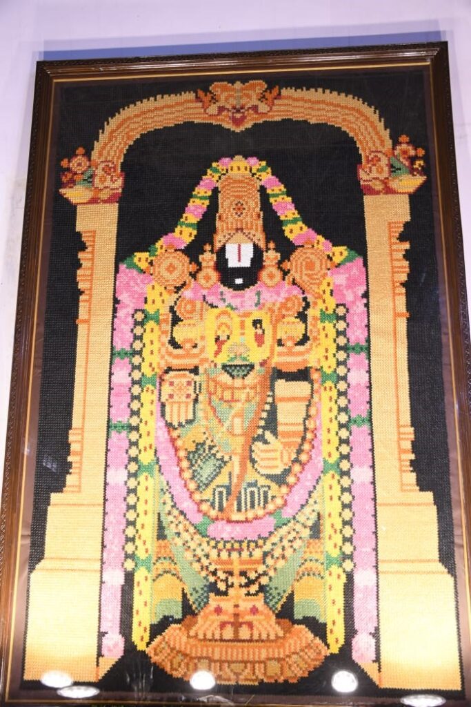 'ఒరిగామి' కళాకృతిలో శ్రీ వేంకటేశ్వరుడు