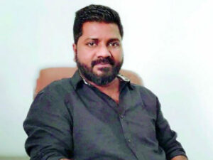 హెచ్‌సీయూ వివాదం పై స్పందించిన దర్శకుడు వేణు