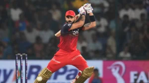 ఐపీఎల్‌లో కోహ్లీ సరికొత్త రికార్డ్