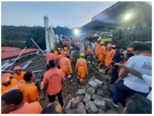 సింహాచలం ఆలయం వద్ద ఘోర ప్రమాదం