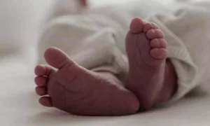 14 రోజుల పసికందును హతమార్చిన తండ్రి