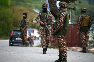 సరిహద్దుల్లో కాల్పుల కలకలం..గట్టిగా బుద్ధి చెప్పిన భారత్