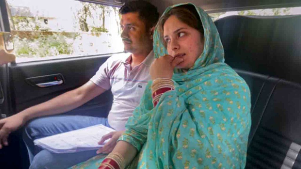 Jawan: పాకిస్థాన్ యువతిని సీక్రెట్ గా పెళ్లాడి ఉద్యోగం పోగొట్టుకున్నభారత జవాన్