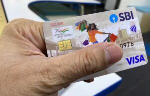 ఏటీఎం కార్డు చోరీ కేసులో నేరం ఒప్పుకున్న కేర్ టేకర్