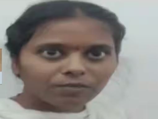 Andhra Pradesh: కలెక్టరేట్లో న్యాయం కోసం యువతి ఆవేదన