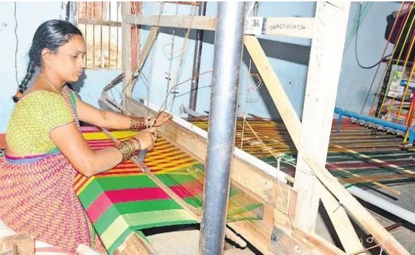Handloom Workers: నేతన్నలకు రూ.లక్షలోపు రుణమాఫీ 