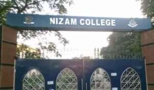 తెలంగాణలో కామర్స్‌ కోర్స్ లపైనే స్టూడెంట్స్ ఆసక్తి